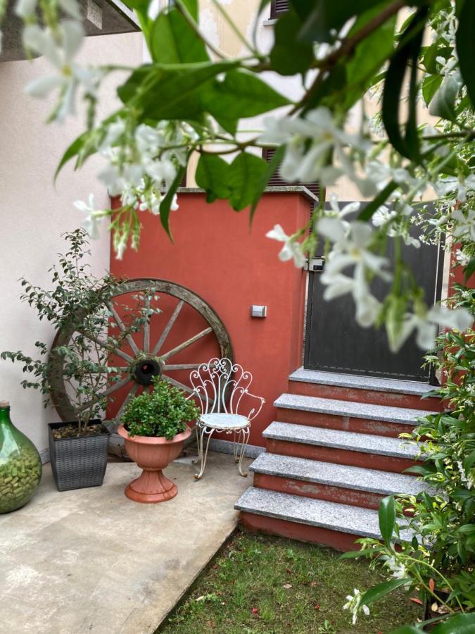 Casale Corte CerroIl Riccio Di Ricciano住宿加早餐旅馆 外观 照片